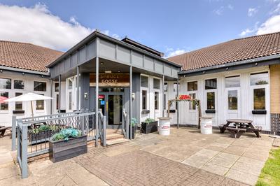 Premier Inn Basingstoke West