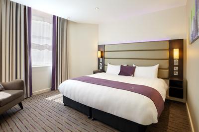 Premier Inn Milton Keynes - Willen Lake