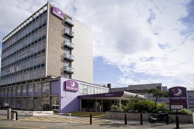 Premier Inn London Putney Bridge