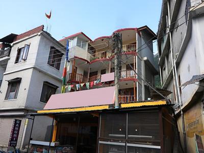 OYO 13732 Home Cozy near Mall Aleo Manali