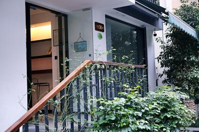 Hangzhou Backlighting Inn