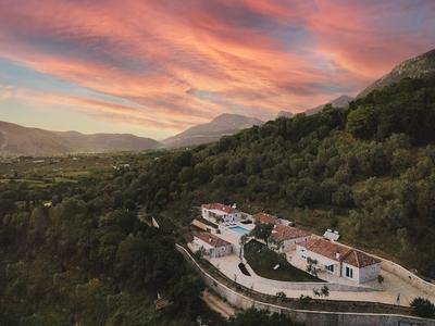 ASTRALI STONE VILLAS