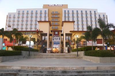 Hotel Grand 81