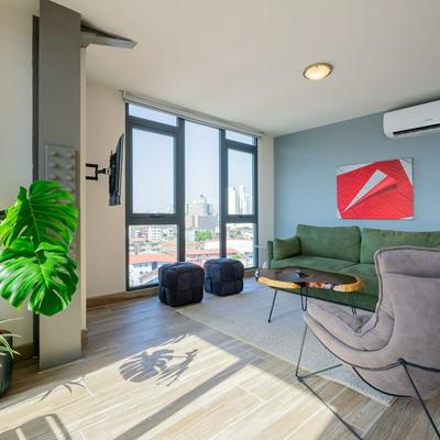 Lovely 1BR With Balcony in Santa Ana