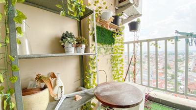 Fancy And Nice Studio At Belmont Residence Puri Apartment