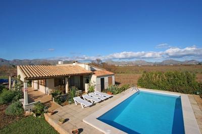 Villa - 2 Bedrooms with Pool and WiFi - 103214