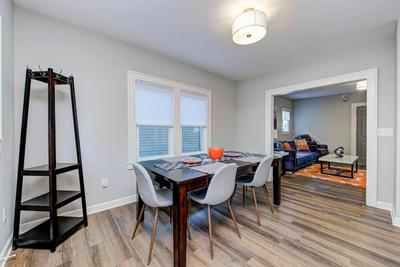 Chic Spacious Downtown Retreat
