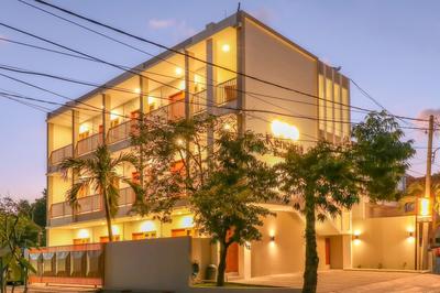 OYO 1200 Kencana Residence