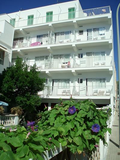 Hostal Ca's Bombu