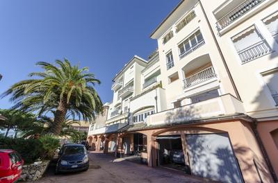 JOIVY Light Flat for 5 in the Heart of Bogliasco