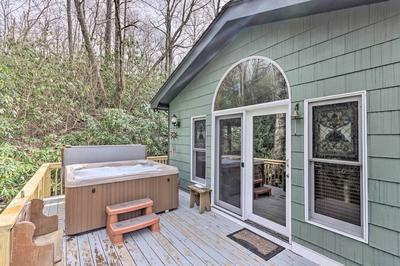 Private Blue Ridge Retreat: Hot Tub & Pool Table!