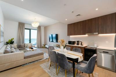 Contemporary La Mer 1BR w Beach Access