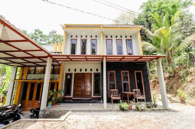 Nabhan Homestay