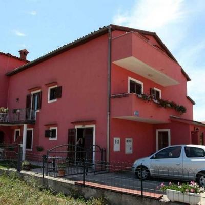 Beautiful Family Apartment a5 for 5 Guests in Vrvari, Close to the Beach