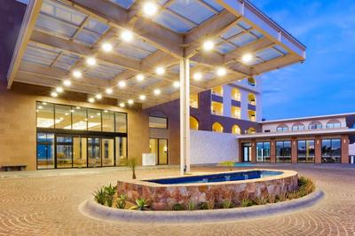 Villa La Valencia Beach Resort & Spa