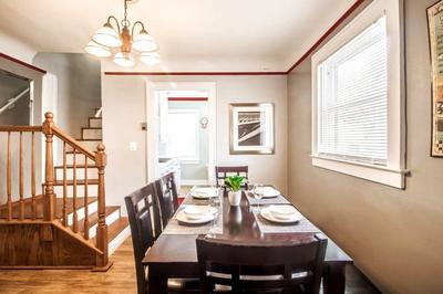 Automaniac Spot in the Heart of Pontiac 3 Beds 2 Baths