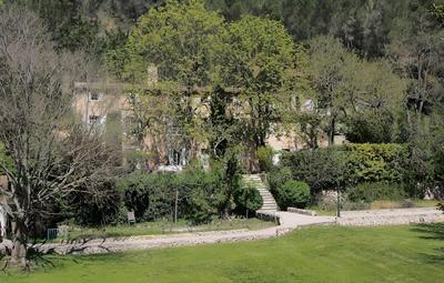 A La Maison