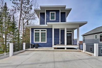 1/2 Mi to White Pine Trail: Lakefront Home w/ Dock