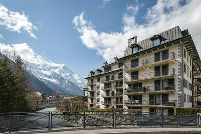 Les Terrasses Spacious Central 3 Bedroom Apartment