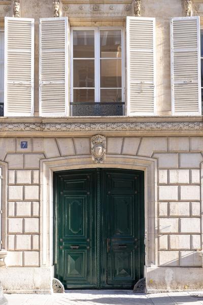 1.75 Paris La Source