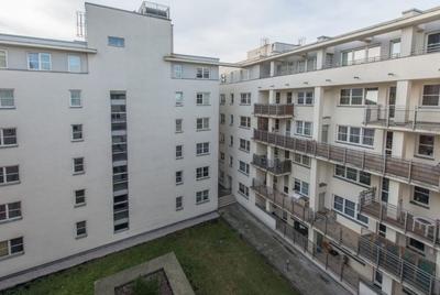 P&O Apartments Center