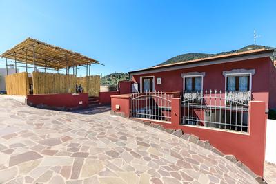 B&B Rio Launaxi Teulada