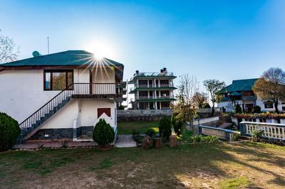 Himgiri Resorts n Spa