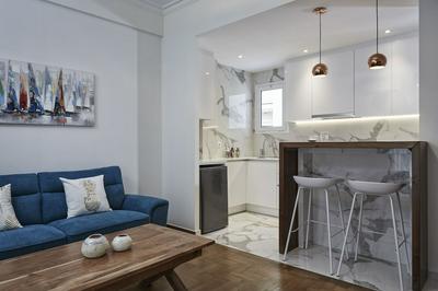 Cozy and Bright Apartment in Kolonaki