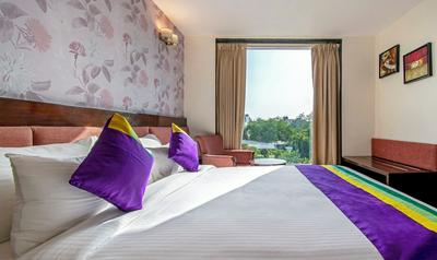 Itsy Hotels Suites Inn