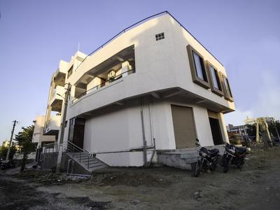 OYO 26580 Hari Krishna Palace