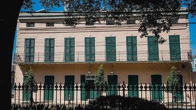 Royal Frenchmen Hotel and Bar