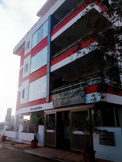 Zions Airport Hotel