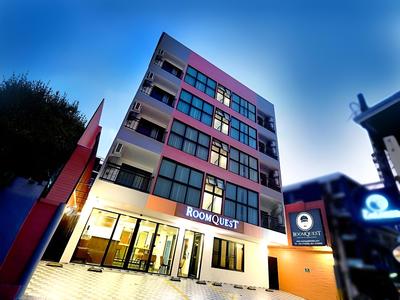 RoomQuest Sukhumvit 36 BTS Thonglor