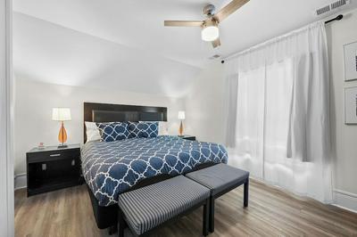 Detroit Getaway: 2-bedroom Apartment for 7 & Wifi