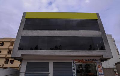 OYO 15457 Grd Residency