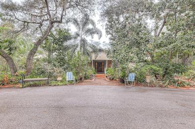 Spacious Brandon Home: 10 Mi to Downtown Tampa!