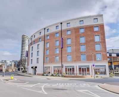 Premier Inn Portsmouth Dockyard