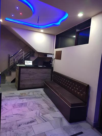 Goroomgo Big Brother Agra