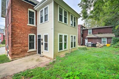 < 1 Mi to Downtown: Historic Dubuque Gem!