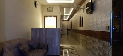 The Mall Luxury Guest House