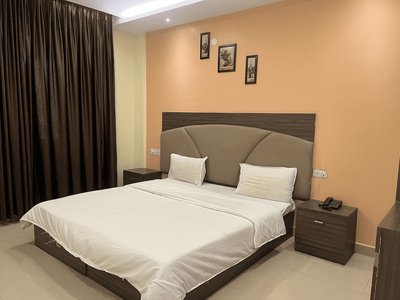 HOTEL CITY PALACE