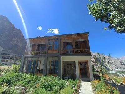 Hotel The Stone Palace