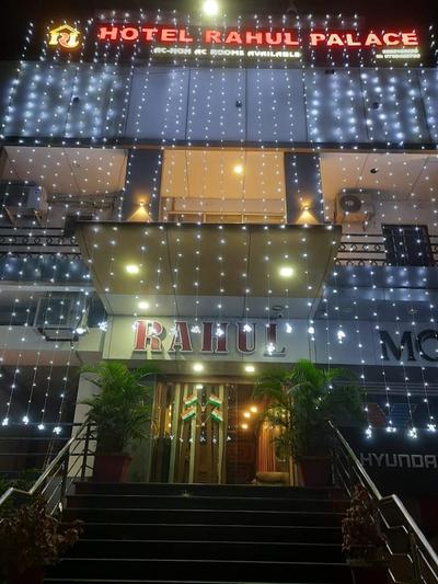 SwagStay Hotel Rahul Palace Nagpur