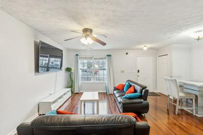 Cozy Coastal Retreat In The Heart Of Annapolis 3 Bedroom Townhouse
