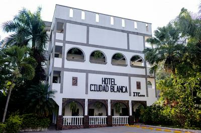 Hotel Ciudad Blanca