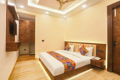 Fabhotel Sugar Inn