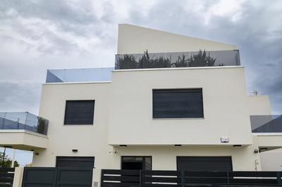 Elegant & Stylish Villas With Shared Pool in Crete