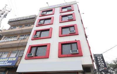 OYO 28646 Hotel Golden Heart