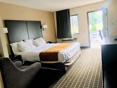 Baymont by Wyndham Acworth