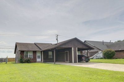 12 Mi to St Louis: Pet-friendly Metro East Home